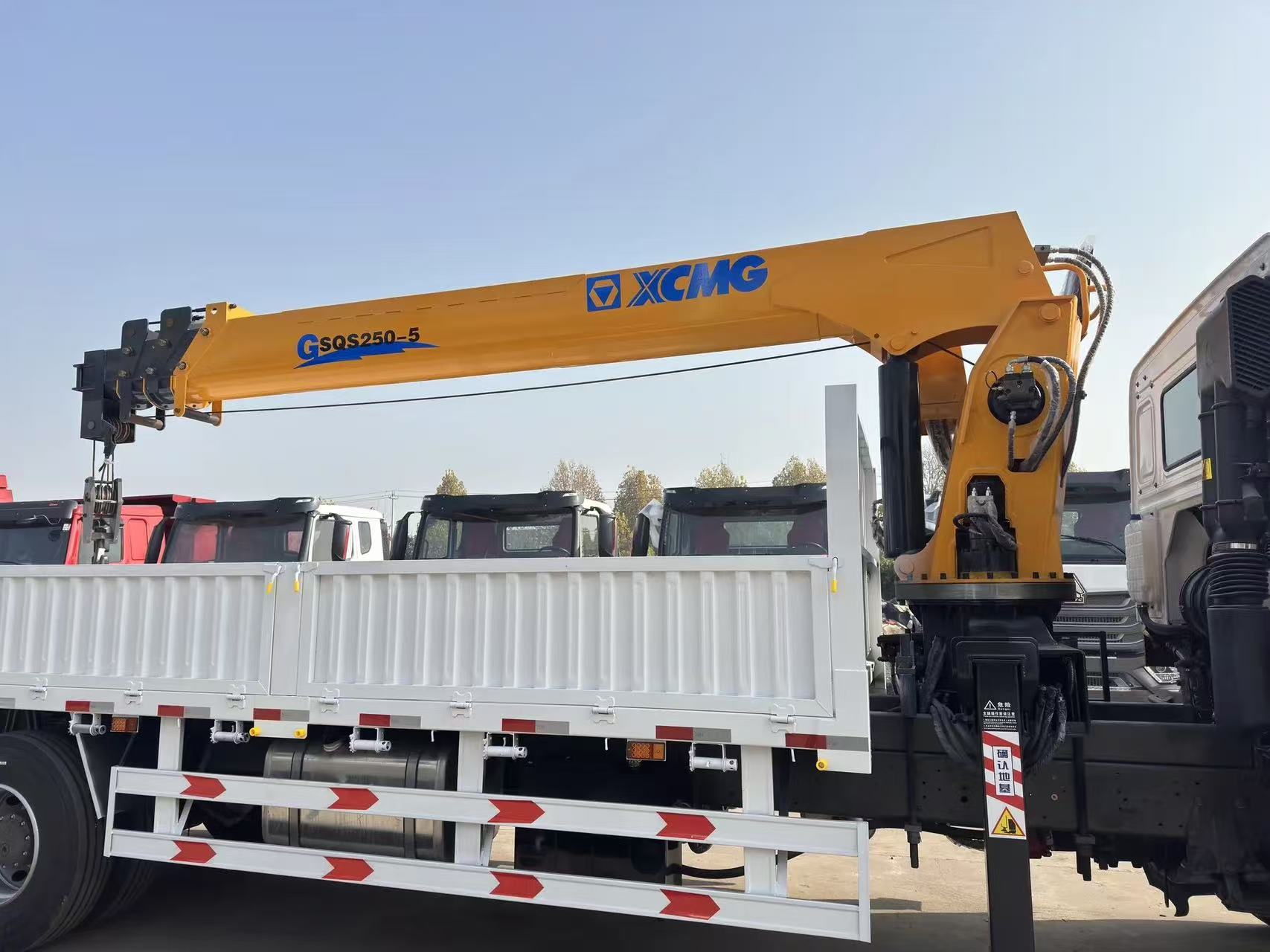 HOWO truck with crane, HOWO-C04, photo 5