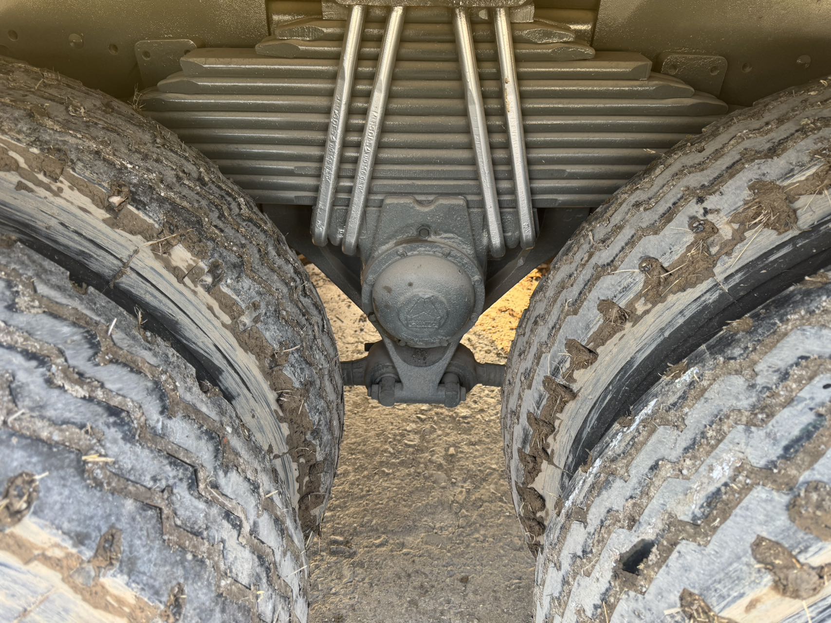 Yellow HOWO 8x4 dump truck, HOWO-D01, photo 7